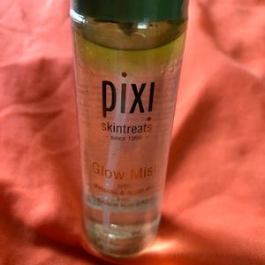 Pixie Glow Mist and Biore Fine Line Gel patches